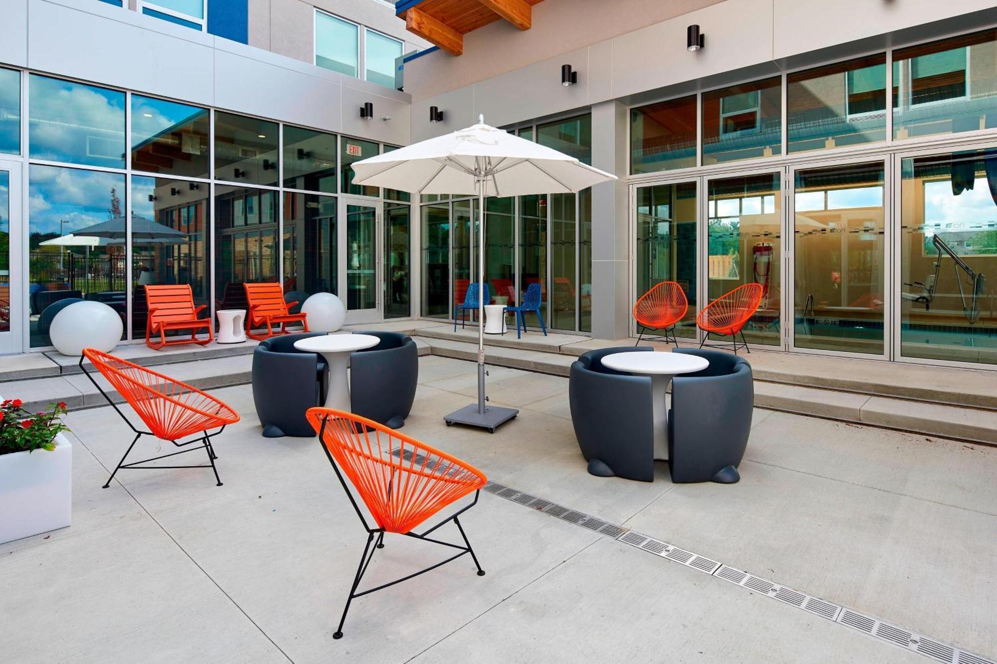 Aloft Cleveland Airport Hotel North Olmsted Kültér fotó